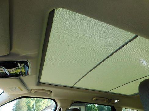 Used 2016 Land Rover Range Rover Sport HSE image 14