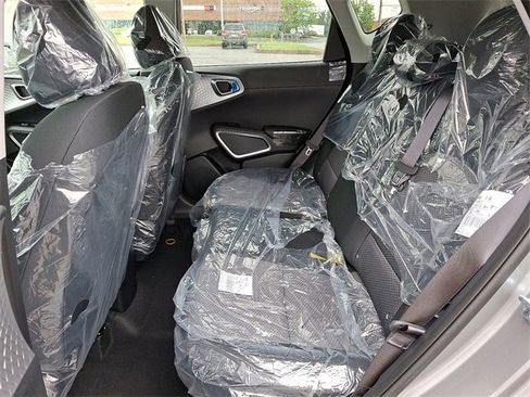 New 2025 Kia Soul LX w/ LX Technology Package image 6