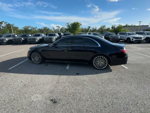 Used 2022 Mercedes-Benz S 580 4MATIC Sedan image 5