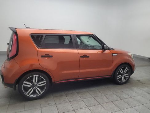 Used 2018 Kia Soul ! w/ Tech Package FWD image 10