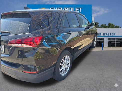 Used 2022 Chevrolet Equinox LS w/ LS Convenience Package image 5