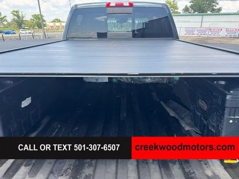 Used 2019 GMC Sierra 2500 Denali w/ Duramax Plus Package AWD/4WD image 17