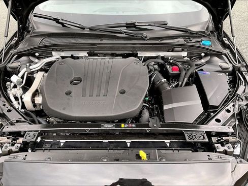 Certified 2023 Volvo S60 B5 Plus w/ Climate Package image 30