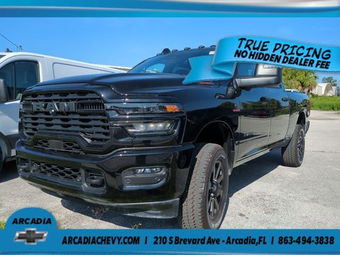 Used 2025 RAM 3500 Big Horn AWD/4WD image 6