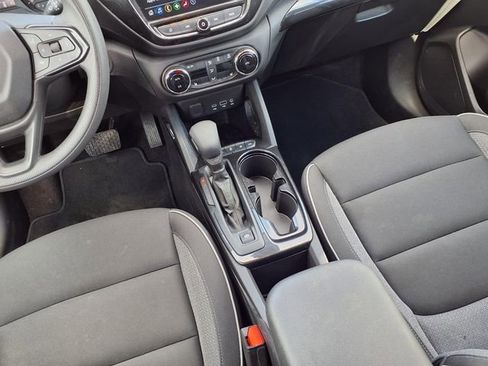 Used 2023 Chevrolet TrailBlazer LT w/ Convenience Package image 10