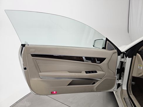 Used 2014 Mercedes-Benz E 350 Cabriolet image 12