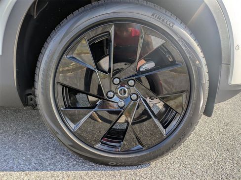 New 2026 Volvo XC40 B5 Ultra w/ Protection Package Premier image 16