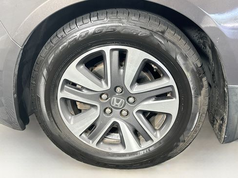 Used 2015 Honda Odyssey Touring image 13
