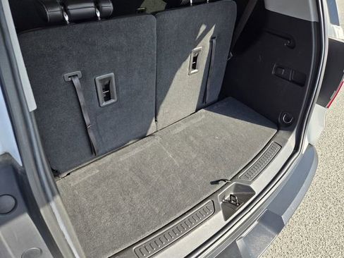 Used 2023 GMC Acadia SLT image 11