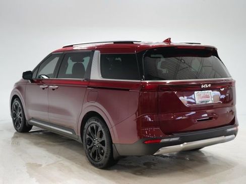 Used 2024 Kia Carnival SX image 6