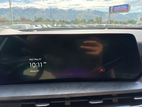 Certified 2025 Kia Telluride SX Prestige X-Line AWD/4WD image 12