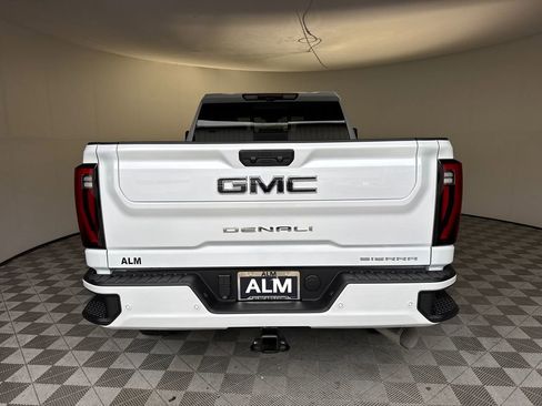 New 2026 GMC Sierra 2500 Denali Ultimate image 6