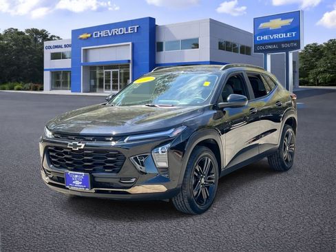 Certified 2024 Chevrolet Trax ACTIV FWD image 2