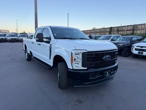 Used 2023 Ford F250 XL w/ FX4 Off-Road Package AWD/4WD image 13