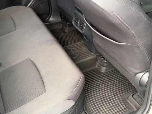 Used 2021 Toyota Venza LE w/ Carpet Mat Package (TMS) AWD/4WD image 47