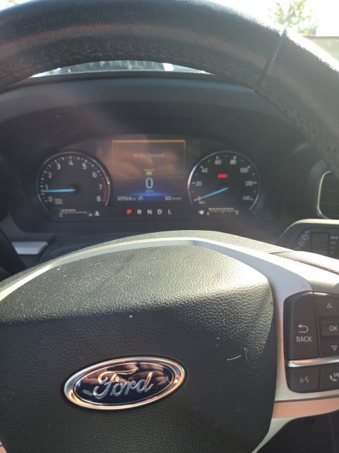 Used 2024 Ford Explorer XLT w/ Equipment Group 202A AWD/4WD image 17
