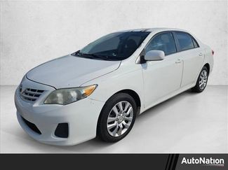 Used 2013 Toyota Corolla LE video 1