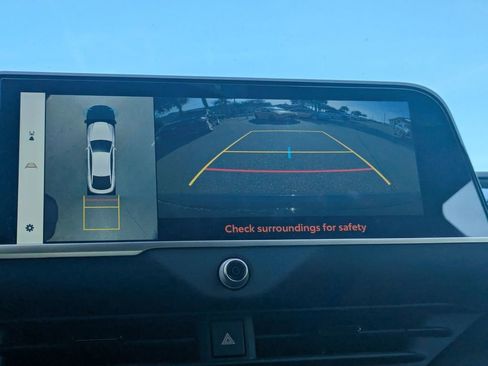 Used 2026 Toyota Crown Platinum image 21