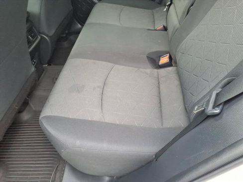 Used 2021 Toyota RAV4 XLE AWD/4WD image 23