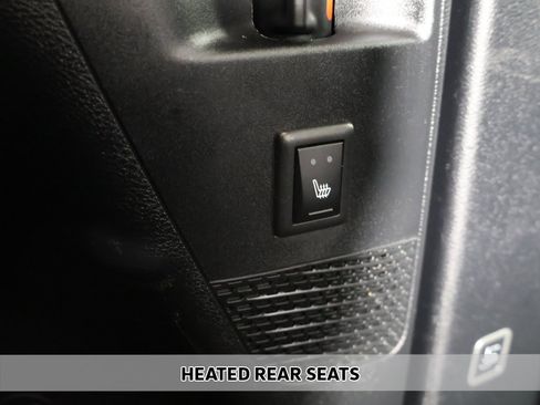 Used 2020 Chrysler Pacifica Limited image 8