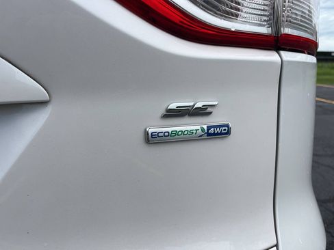 Used 2014 Ford Escape SE w/ Equipment Group 201A AWD/4WD image 9