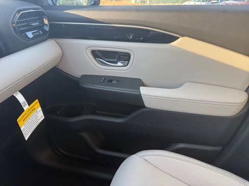 Used 2026 Honda Pilot EX-L image 31