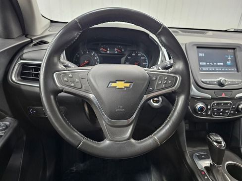 Used 2018 Chevrolet Equinox LT image 16