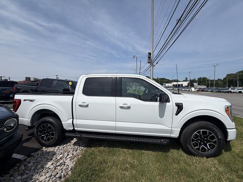 Certified 2022 Ford F150 XLT w/ Equipment Group 302A High AWD/4WD image 7