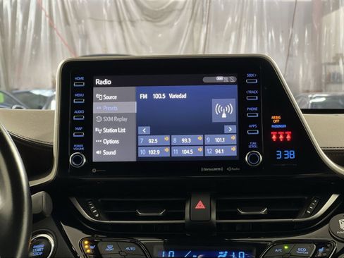 Used 2019 Toyota C-HR Limited FWD image 18