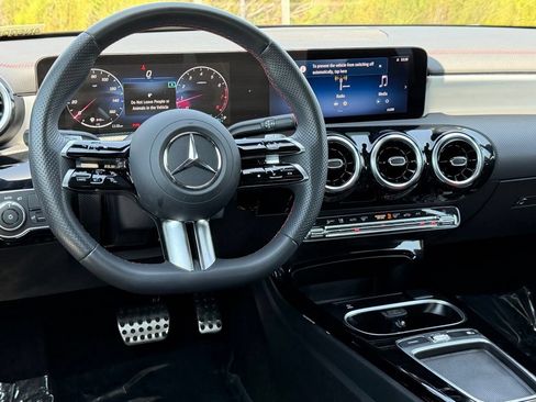 Certified 2026 Mercedes-Benz CLA 250 image 29