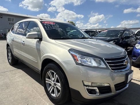 Used 2016 Chevrolet Traverse LT AWD/4WD image 11