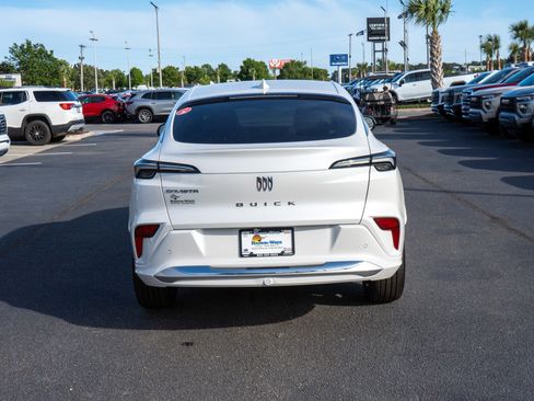 New 2026 Buick Envista Avenir FWD image 4