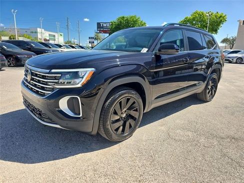 New 2026 Volkswagen Atlas SE image 8