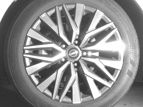 Used 2025 Nissan Altima 2.5 SV image 12