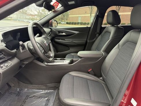 Used 2024 Buick Envista Preferred w/ Convenience I Package image 13