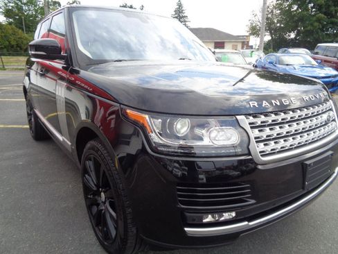 Used 2016 Land Rover Range Rover Supercharged AWD/4WD image 18
