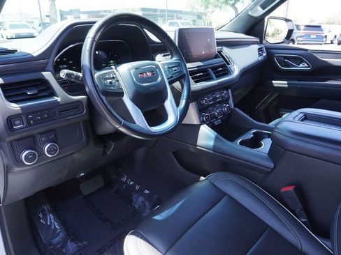 Used 2023 GMC Yukon SLT RWD image 18