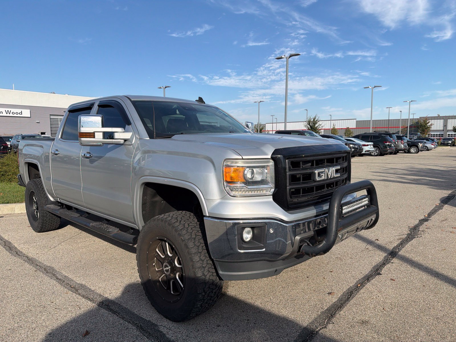 Used 2015 GMC Sierra 1500 SLT w/ SLT Crew Cab Value Package AWD/4WD image 3