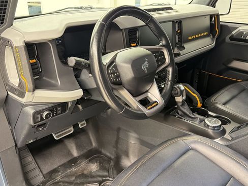 Used 2023 Ford Bronco Badlands AWD/4WD image 4