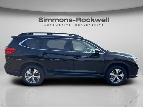 Used 2025 Subaru Ascent Premium AWD/4WD image 6