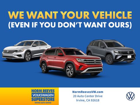 Used 2023 Volkswagen Taos SE w/ Panoramic Sunroof Package image 4