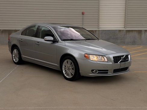 Used 2008 Volvo S80 V8 AWD/4WD image 1