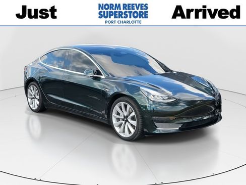 Used 2018 Tesla Model 3 Long Range image 1