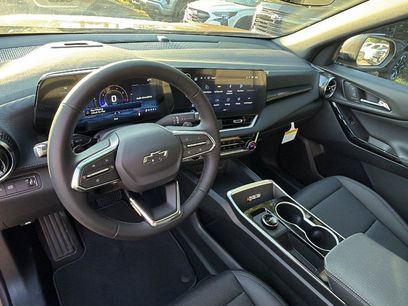 New 2027 Chevrolet Equinox LT w/ Convenience Package II