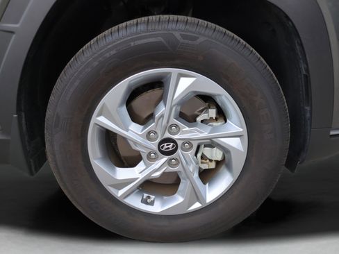 Certified 2023 Hyundai Tucson SE image 10