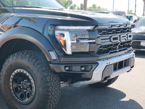 Used 2025 Ford F150 Raptor image 7