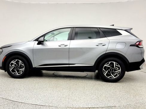 Used 2024 Kia Sportage LX FWD image 8