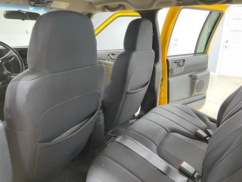 Used 2003 Chevrolet S10 Pickup LS w/ Appearance Package image 13