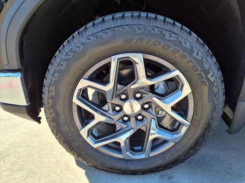 New 2026 GMC Sierra 1500 SLT w/ SLT Premium Plus Package image 21