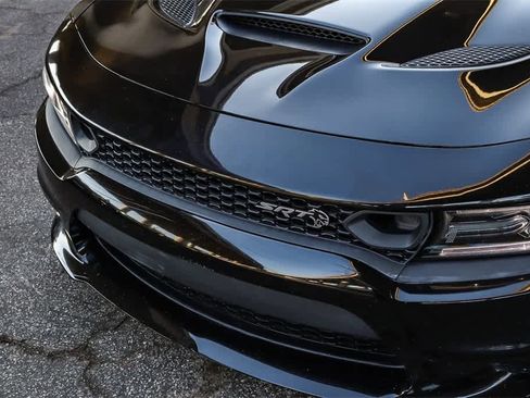 Used 2019 Dodge Charger SRT Hellcat w/ Navigation & Travel Group image 8